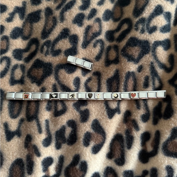 2000s Italian Charm Bracelet - Picture 12 of 13